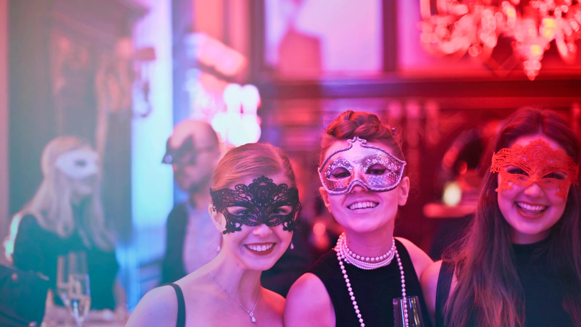 Happy National Potato Chip Day! See Celebrities Snacking